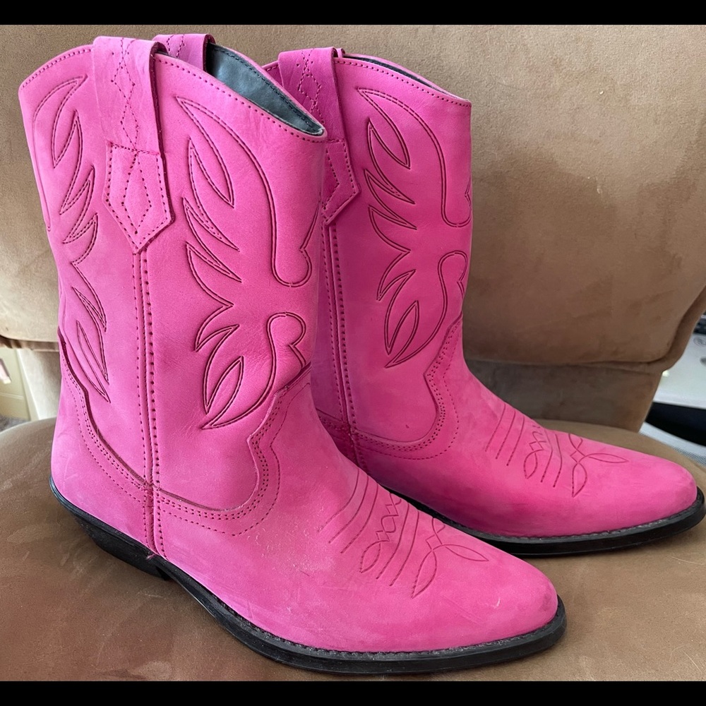 Women’s Pink Suede Calf Boots Size 7